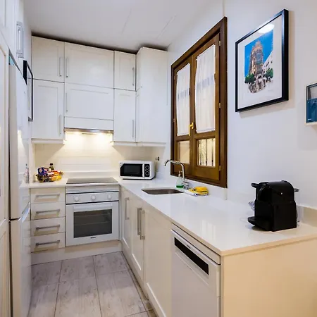 Beautiful And Cozy- 1bd 1bth- Arenal Center Lejlighed *